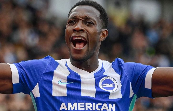 Welbeck: Manchester United là đối thủ mạnh nhất thời gian gần đây nhưng đang tỏ ra thất vọng vì mắc sai lầm dẫn đến mất bóng.