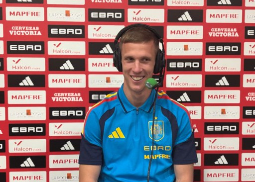 Olmo: Barcelona và Liên đoàn bóng đá có mối quan hệ rất tốt và cả hai đều hy vọng Yamal có thể bình phục suôn sẻ