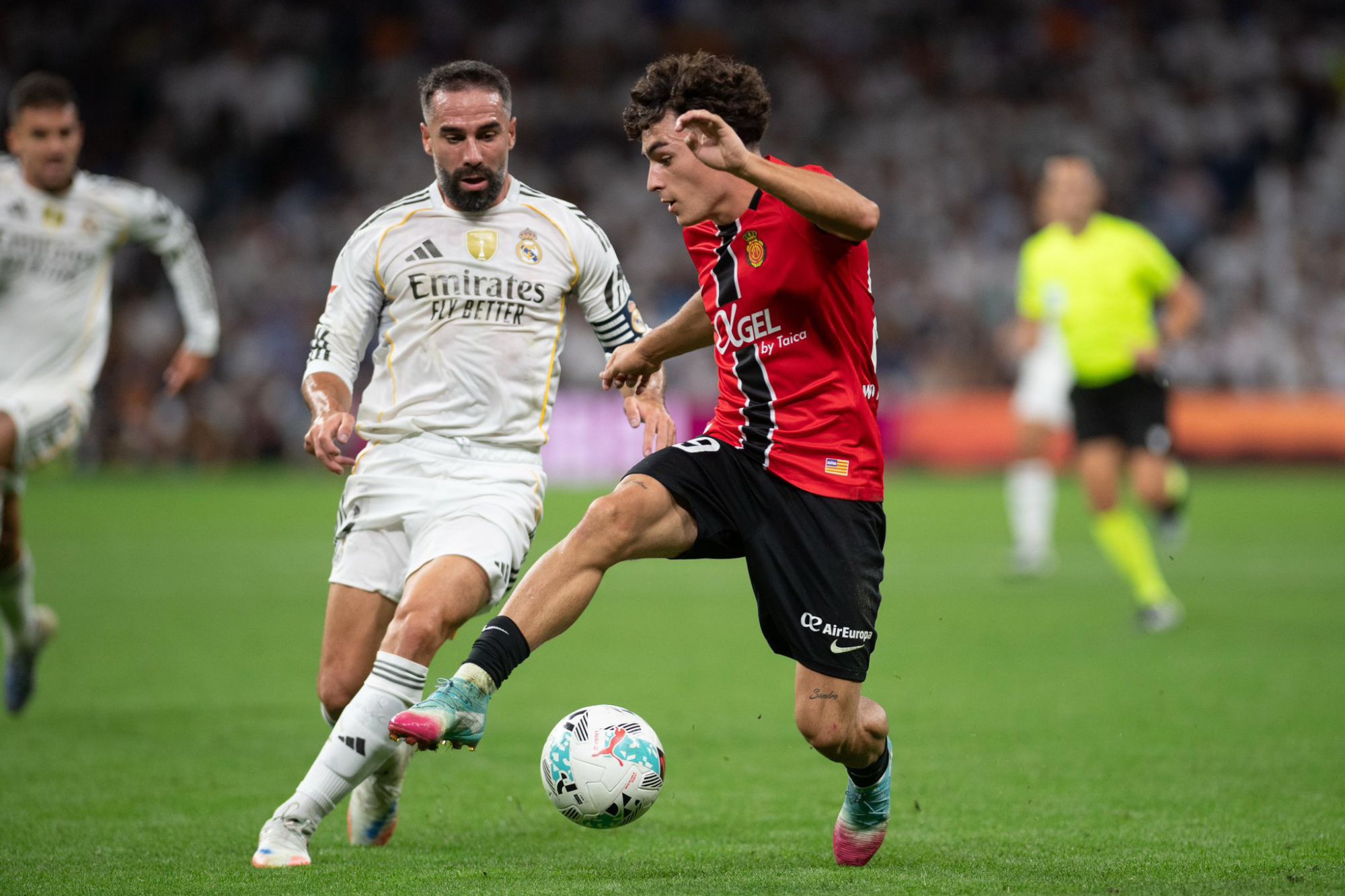 Ứng cử viên Puskas? Virgilio 19 tuổi gây sốt thế giới ở vòng loại giải trẻ châu Âu