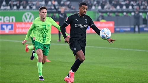 Wolfsburg đấu với Münchengladbach