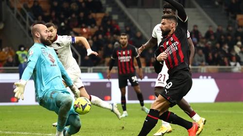 AC Milan đấu với Torino