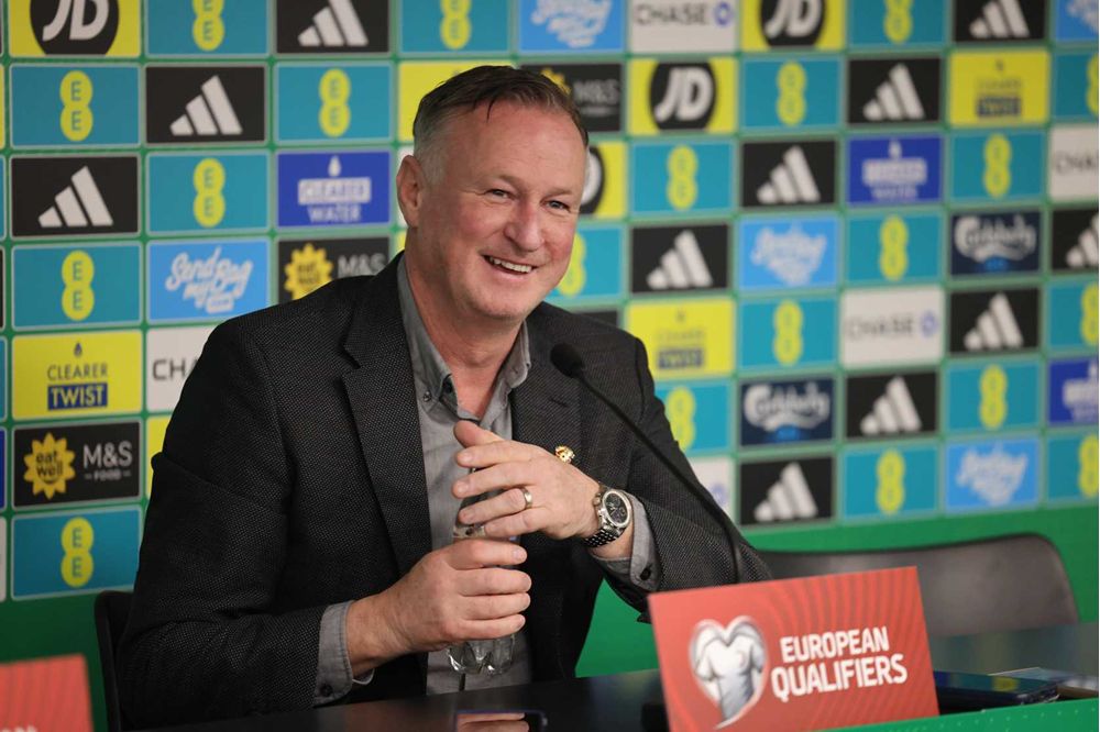 O'Neill: Bắc Ireland tự tin vào hai vòng loại World Cup dù chấn thương