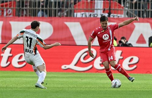 Monza đấu với Venice