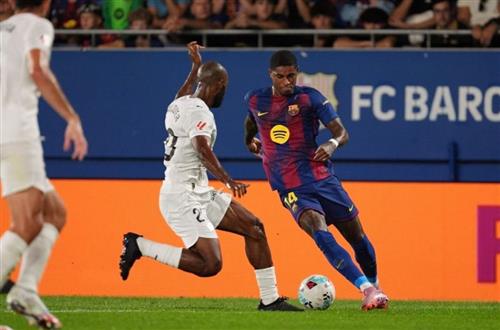 Barcelona đấu với Valencia