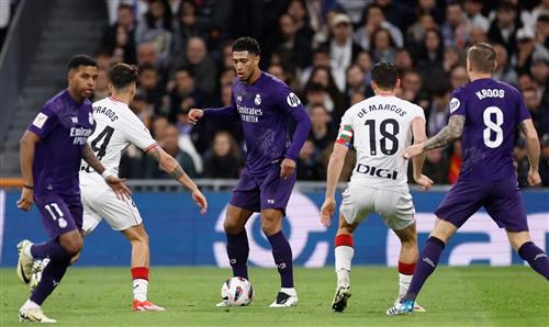 Real Madrid đấu với Athletic Bilbao