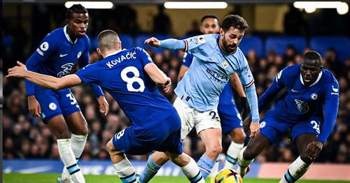 Manchester City đấu với Chelsea