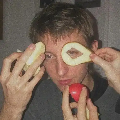 6686体育铁牌作者Julian