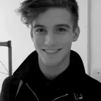 6686体育铁牌作者Eileen